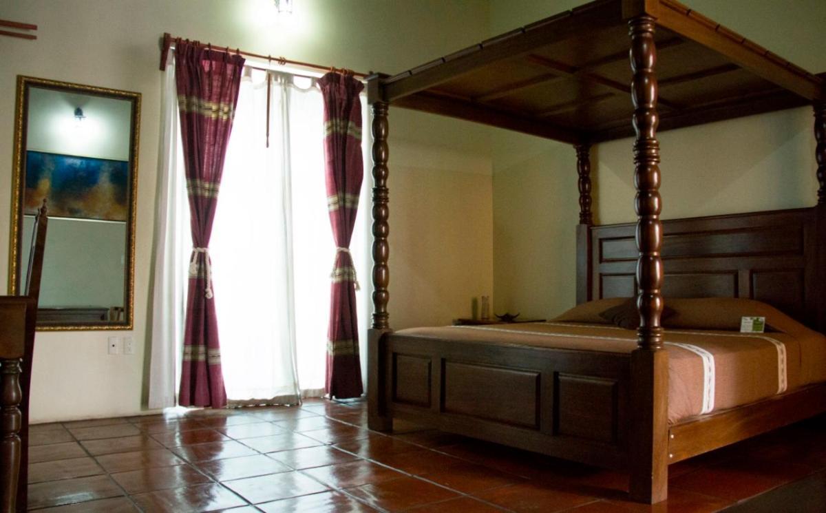 Hotel Boutique Hacienda Del Gobernador Colima Exterior photo